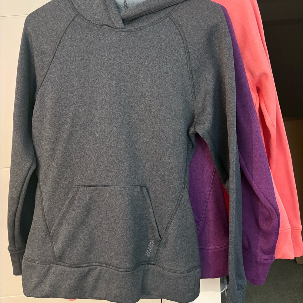 Reebok Gray Long Sleeve Relaxed Sweatshirt